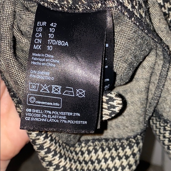 Business Skirt from H&M - Picture 4 of 4